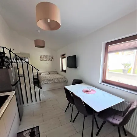 Апартаменты Sofia Rakek