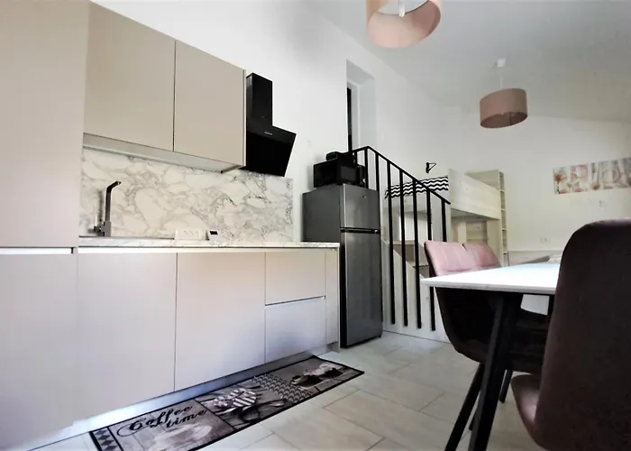 Sofia Lejlighed Rakek